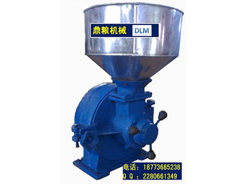 30型磨片式粉碎機(jī)、磨粉機(jī)磨粉機(jī)，磨片式，產(chǎn)量達(dá)1000公斤時,粗細(xì)可調(diào)